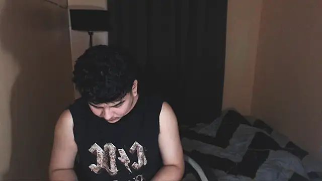 Snapshot of Prince_Killian chatting on October 13, 1:33 pm Prince Killian online show from October 13, 1:33 pm