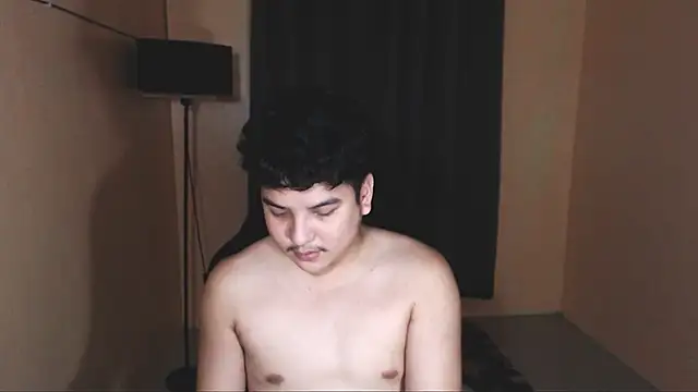 Snapshot of Prince_Killian chatting on November 5, 5:35 pm Prince Killian online show from November 5, 5:35 pm