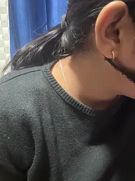 Hot Jaanvi  online show from February 7, 4:00 pm