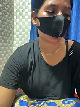 Hot Jaanvi  online show from April 19, 6:10 pm