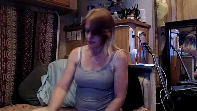 JaimeRhett online show from March 27, 7:47 am