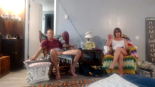 Snapshot of JaimeRhett chatting on May 3, 7:14 am JaimeRhett online show from May 3, 7:14 am