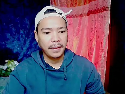 MANIACasianX online show from November 10, 8:30 pm