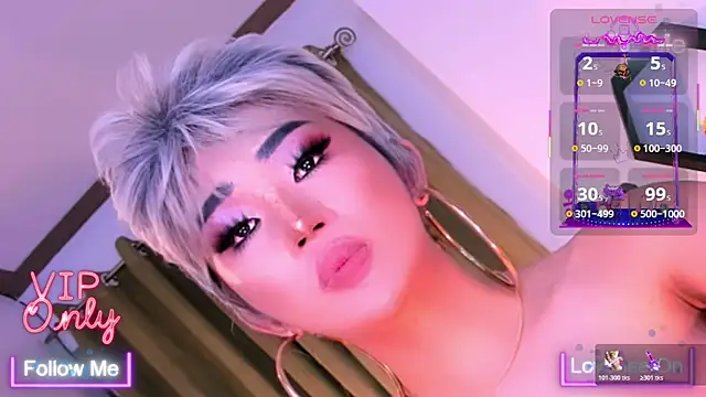 TriciaCumLoader online show from April 10, 7:35 am