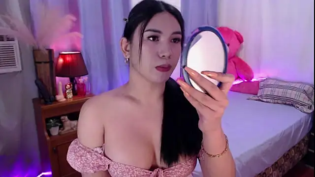 Snapshot of wild_flowerx chatting on October 3, 6:27 pm wild flowerx online show from October 3, 6:27 pm