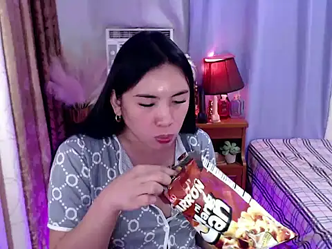 Snapshot of wild_flowerx chatting on November 20, 8:03 am wild flowerx online show from November 20, 8:03 am