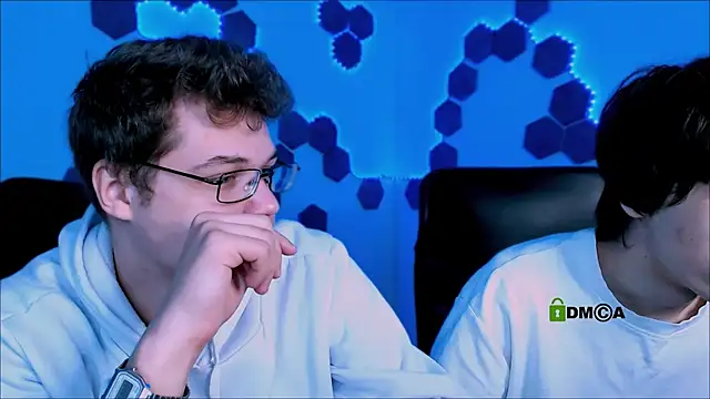 lucas long  online show from November 24, 9:31 am