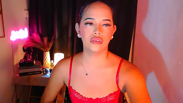 Lorainnelustts online show from November 29, 10:18 am