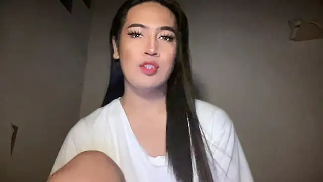 fallon empress143 online show from November 5, 8:20 pm