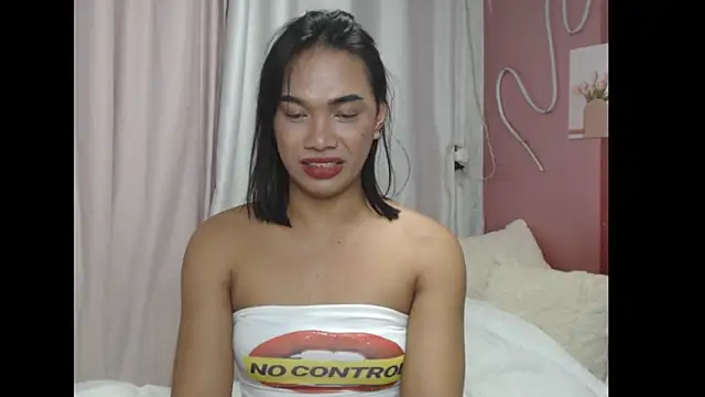 Snapshot of Herbielustts chatting on September 12, 11:59 pm Herbielustts online show from September 12, 11:59 pm