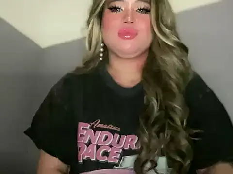 Snapshot of Naughtyrosecum chatting on September 23, 6:55 pm Naughtyrosecum online show from September 23, 6:55 pm