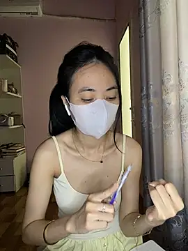 Snapshot of Dau-Tayy chatting on July 13, 4:26 am Dau-Tayy online show from July 13, 4:26 am
