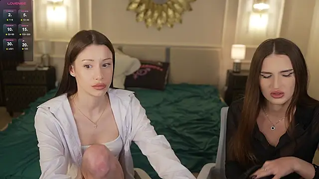 Selena Glow online show from March 5, 12:17 am