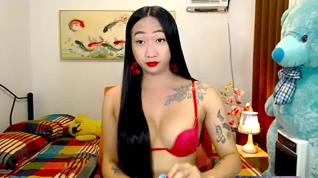 Snapshot of LovelyQueen69 chatting on May 28, 8:00 am LovelyQueen69 online show from May 28, 8:00 am