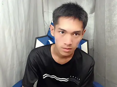 riks tyler online show from June 7, 6:22 pm