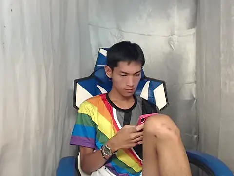riks tyler online show from June 21, 2:52 pm