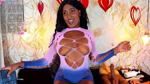 NAOMY COOPER online show from April 27, 8:29 pm