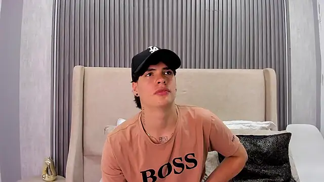 BenitoSaenz online show from October 11, 3:28 am