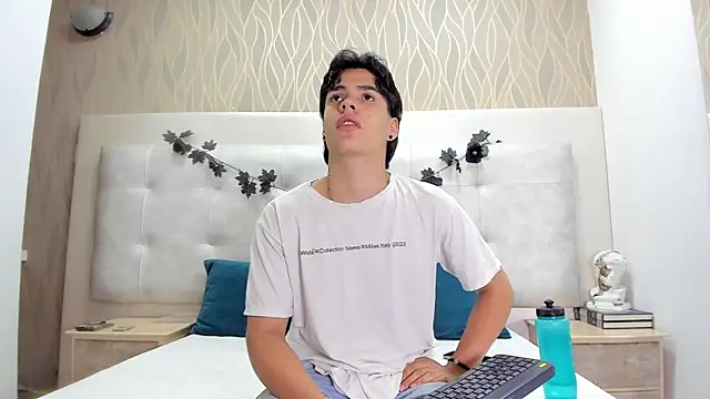 BenitoSaenz online show from November 21, 12:04 pm