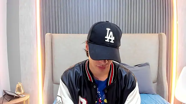 BenitoSaenz online show from February 3, 12:32 pm