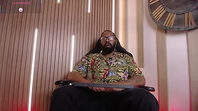 Snapshot of King_Malik chatting on September 29, 1:27 pm King Malik online show from September 29, 1:27 pm