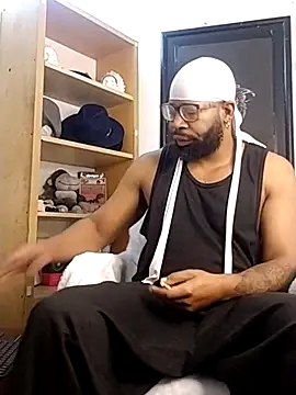 Snapshot of King_Malik chatting on January 15, 1:37 pm King Malik online show from January 15, 1:37 pm