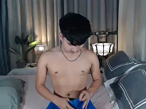 Snapshot of cute_richard24 chatting on November 25, 6:57 am cute richard24 online show from November 25, 6:57 am