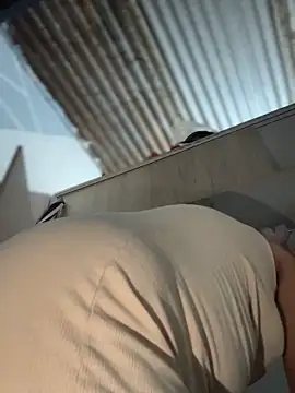 Kaily Sweet16 online show from April 7, 6:19 pm