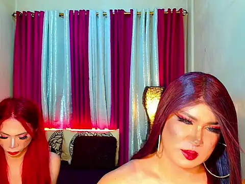 Snapshot of UnlimitedCumShow chatting on October 25, 12:34 pm UnlimitedCumShow online show from October 25, 12:34 pm