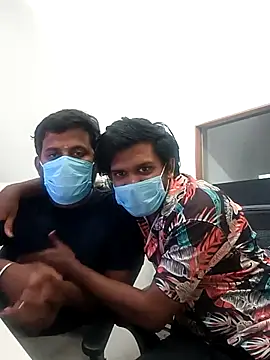 Snapshot of Tamiltopkaran chatting on October 5, 8:01 am Tamiltopkaran online show from October 5, 8:01 am