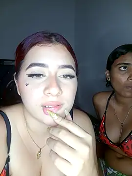 Chloe Sky love online show from October 22, 3:51 am