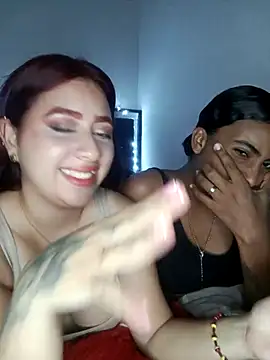 Chloe Sky love online show from March 26, 3:45 am