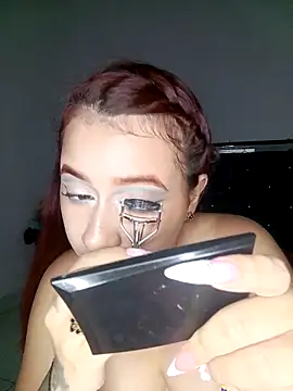 Chloe Sky love online show from April 22, 4:04 am