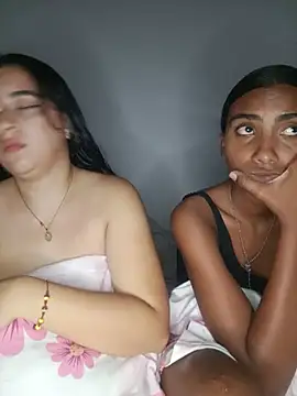 Chloe Sky love online show from June 23, 3:48 am
