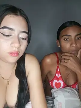 Chloe Sky love online show from June 26, 3:44 am
