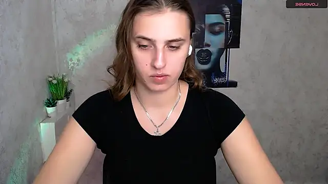 AmandaDimond  online show from September 22, 8:38 am