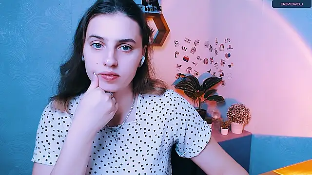 AmandaDimond  online show from October 5, 12:03 pm