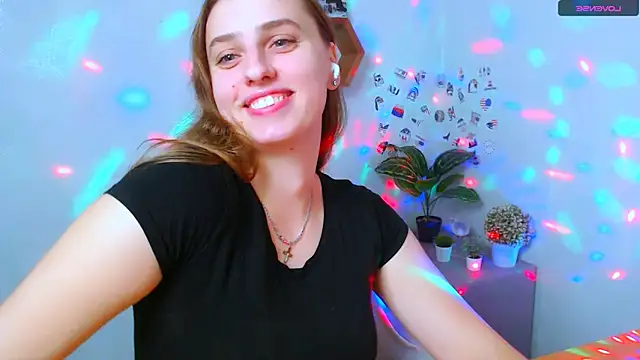 AmandaDimond  online show from October 27, 1:26 pm