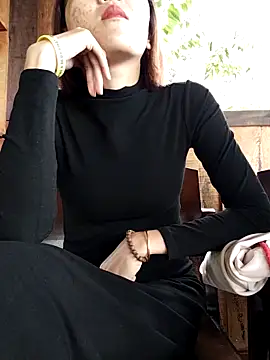 Snapshot of Mint299 chatting on October 26, 3:23 am Mint299 online show from October 26, 3:23 am