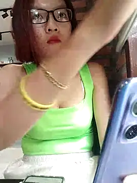 Snapshot of Mint299 chatting on November 2, 6:27 am Mint299 online show from November 2, 6:27 am