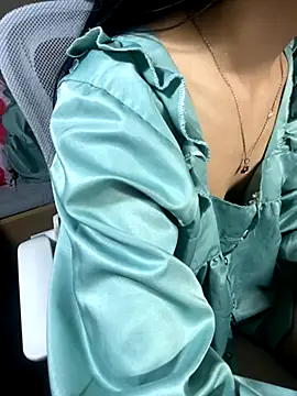 Snapshot of Mina048 chatting on November 21, 9:57 pm Mina048 online show from November 21, 9:57 pm