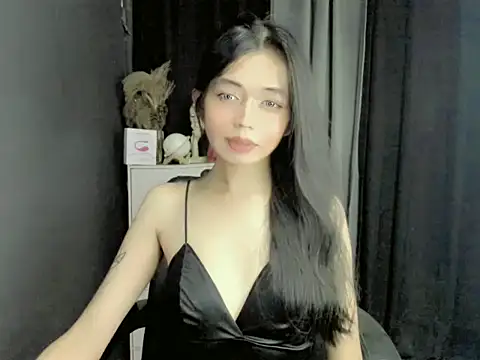 Snapshot of LexiLove chatting on May 12, 1:52 pm LexiLove online show from May 12, 1:52 pm