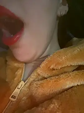 Mimisixo online show from November 22, 1:43 pm