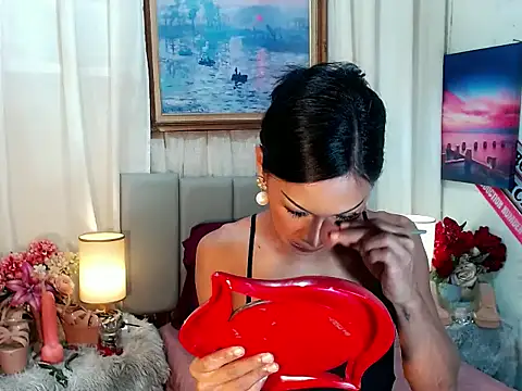 sassylatina online show from November 15, 12:56 pm