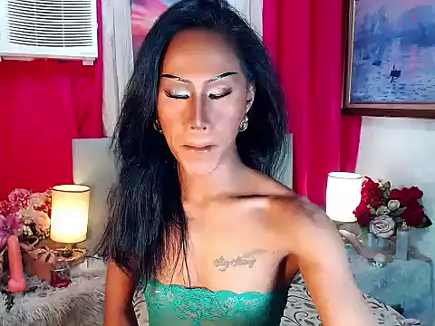 sassylatina online show from November 20, 5:01 pm