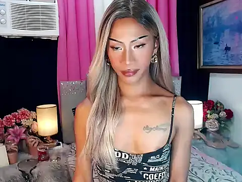 sassylatina online show from March 20, 5:18 pm