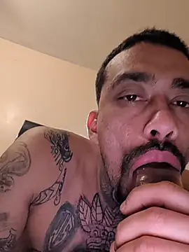 Cnutt310 online show from April 8, 9:42 am