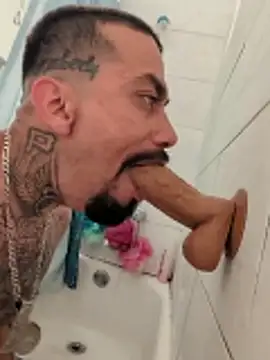 Cnutt310 online show from April 15, 5:25 am