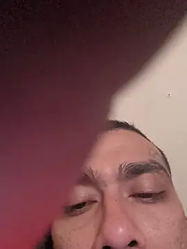 Cnutt310 online show from April 21, 4:01 pm