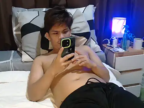 Snapshot of cumwhat_me chatting on June 25, 12:54 am cumwhat me online show from June 25, 12:54 am